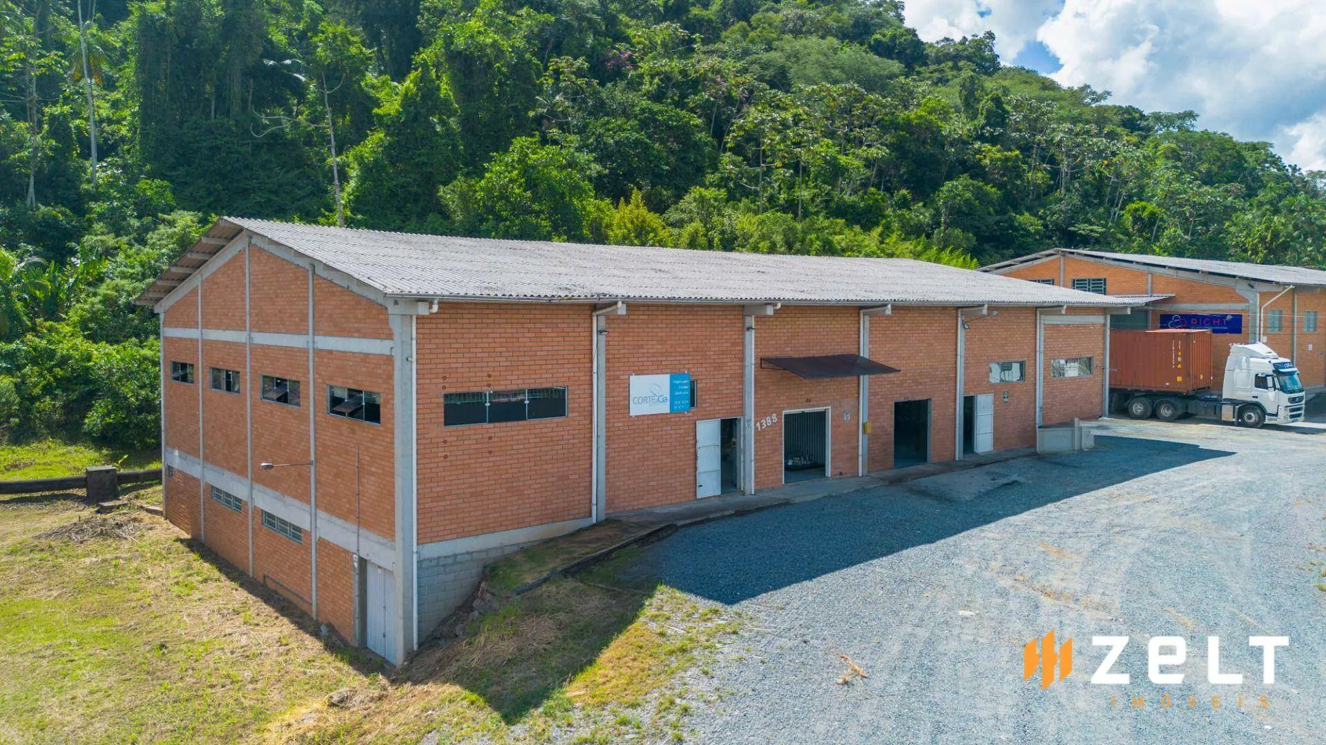 Galpão à venda, 713 m por R$ 3.500.000,00 - Velha - Blumenau/SC — foto 2