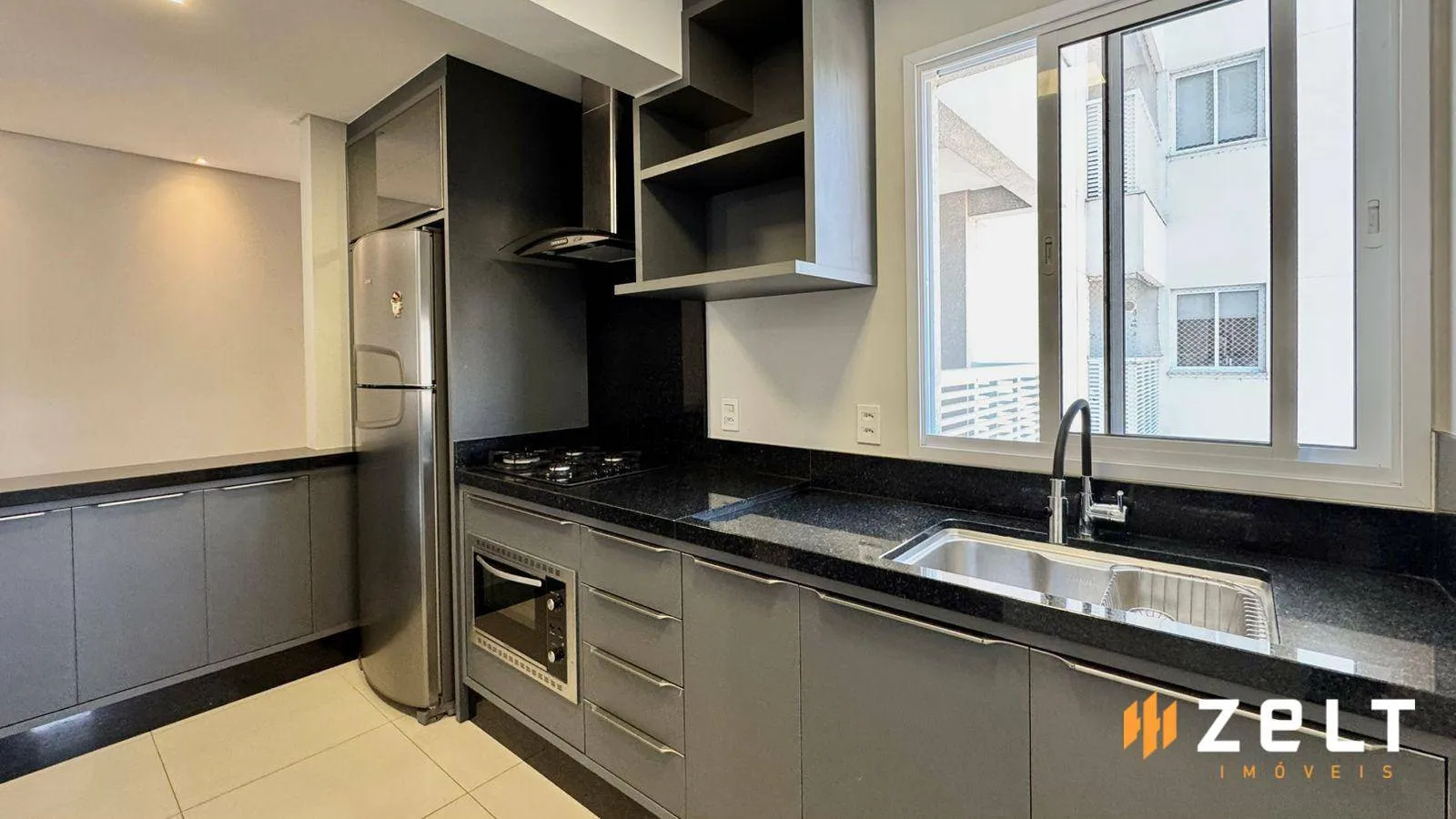 Apartamento com 3 dormitórios, sendo 2 Suítes à venda, 111 m por R$ 820.000 - Itoupava Seca - Blumenau/SC — foto 2