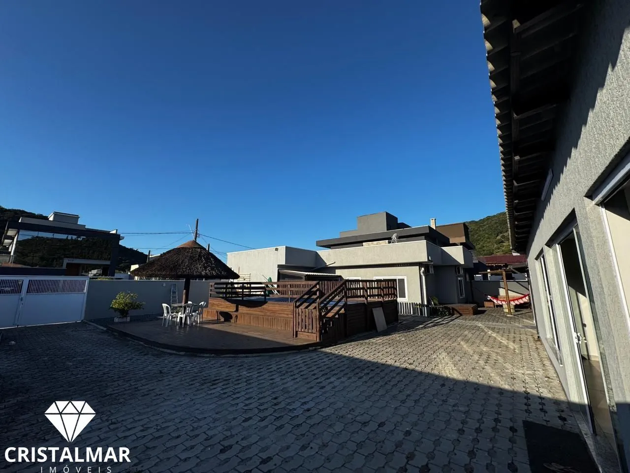 Casa de condomínio com 6 quartos e piscina — foto 2