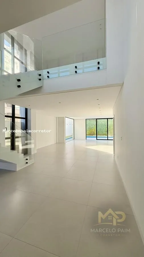 Casa Duplex para Venda em Palhoça, Pedra Branca, 3 dormitórios, 3 suítes, 4 banheiros, 2 vagas — foto 4