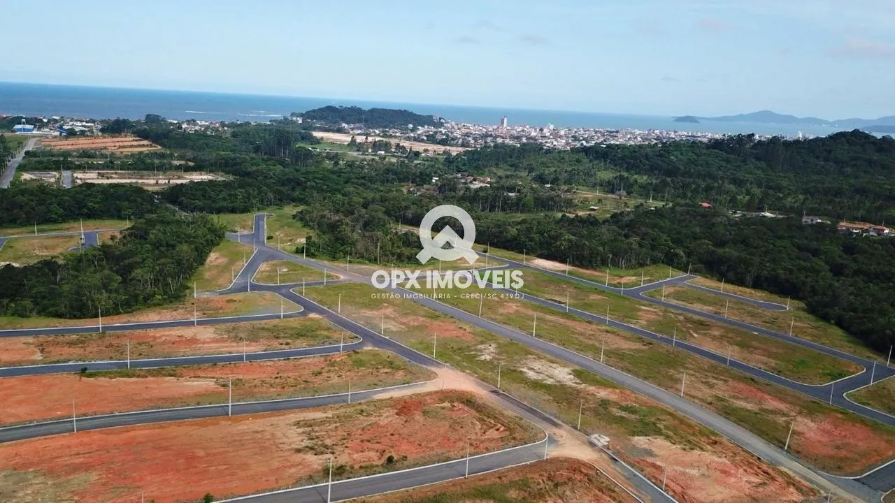 Terreno à Venda no Loteamento Pedras Brancas em Itajuba - 284,71 m em Barra Velha - foto 1
