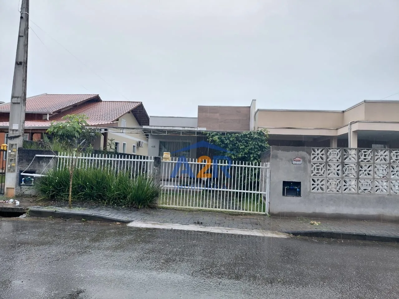 Casa Completa com Móveis à Venda em Indaial - 2 Quartos e 225m de Terreno - foto 1