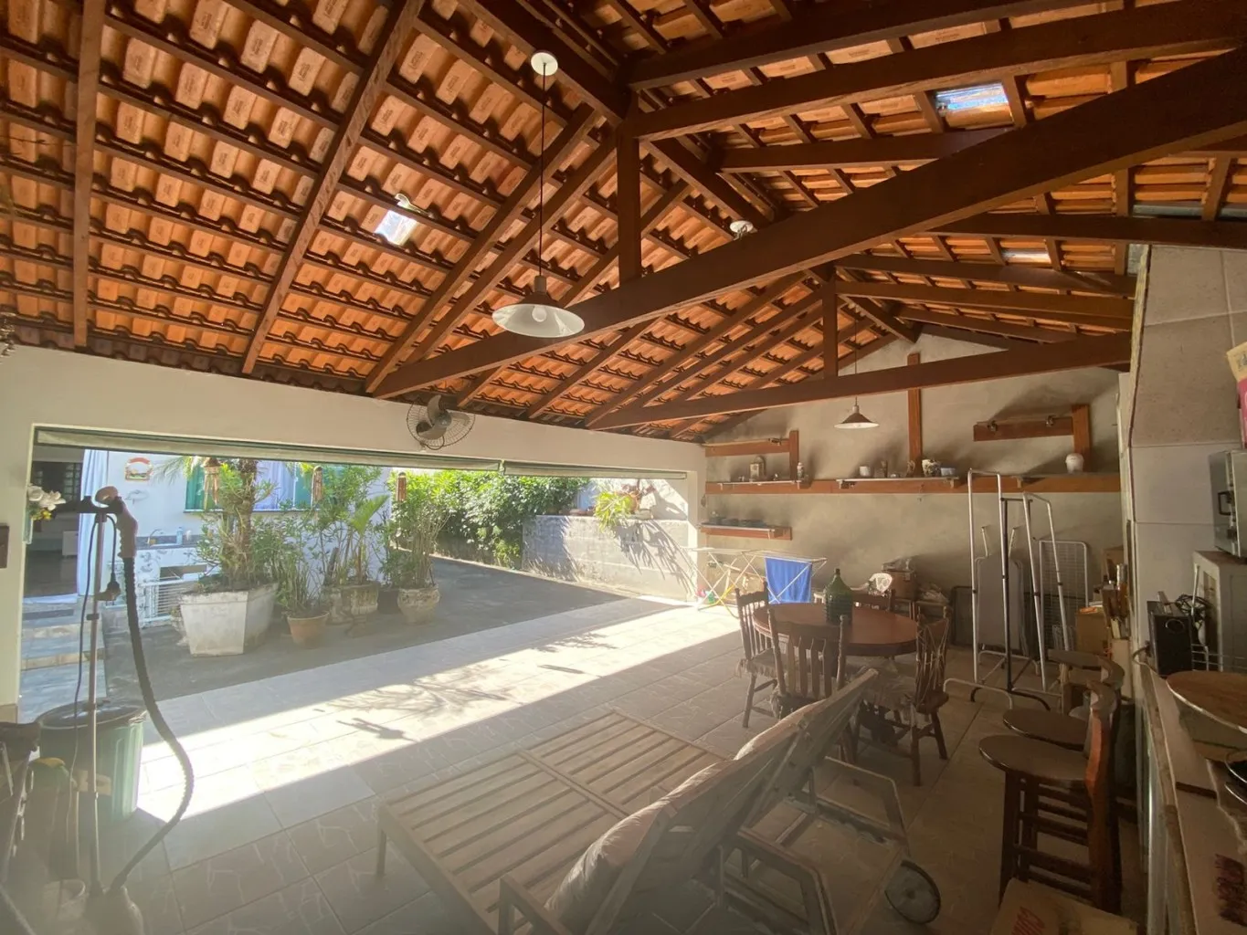 Casa com 3 quartos, sendo 1 suíte e amplo espaço para área de festas - Bairro Tribess — foto 7