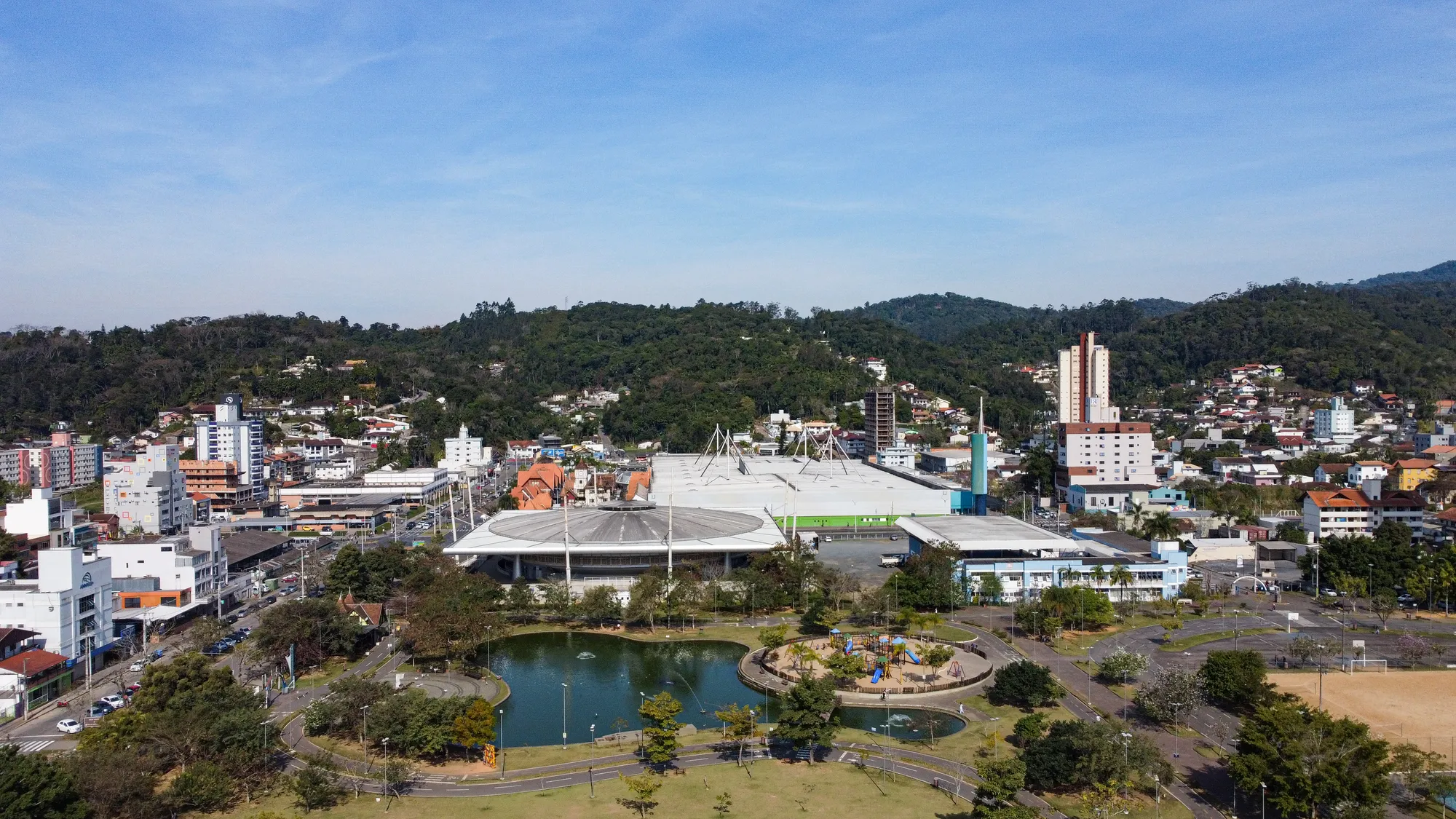 Belíssima vista para parque Ramiro — foto 2