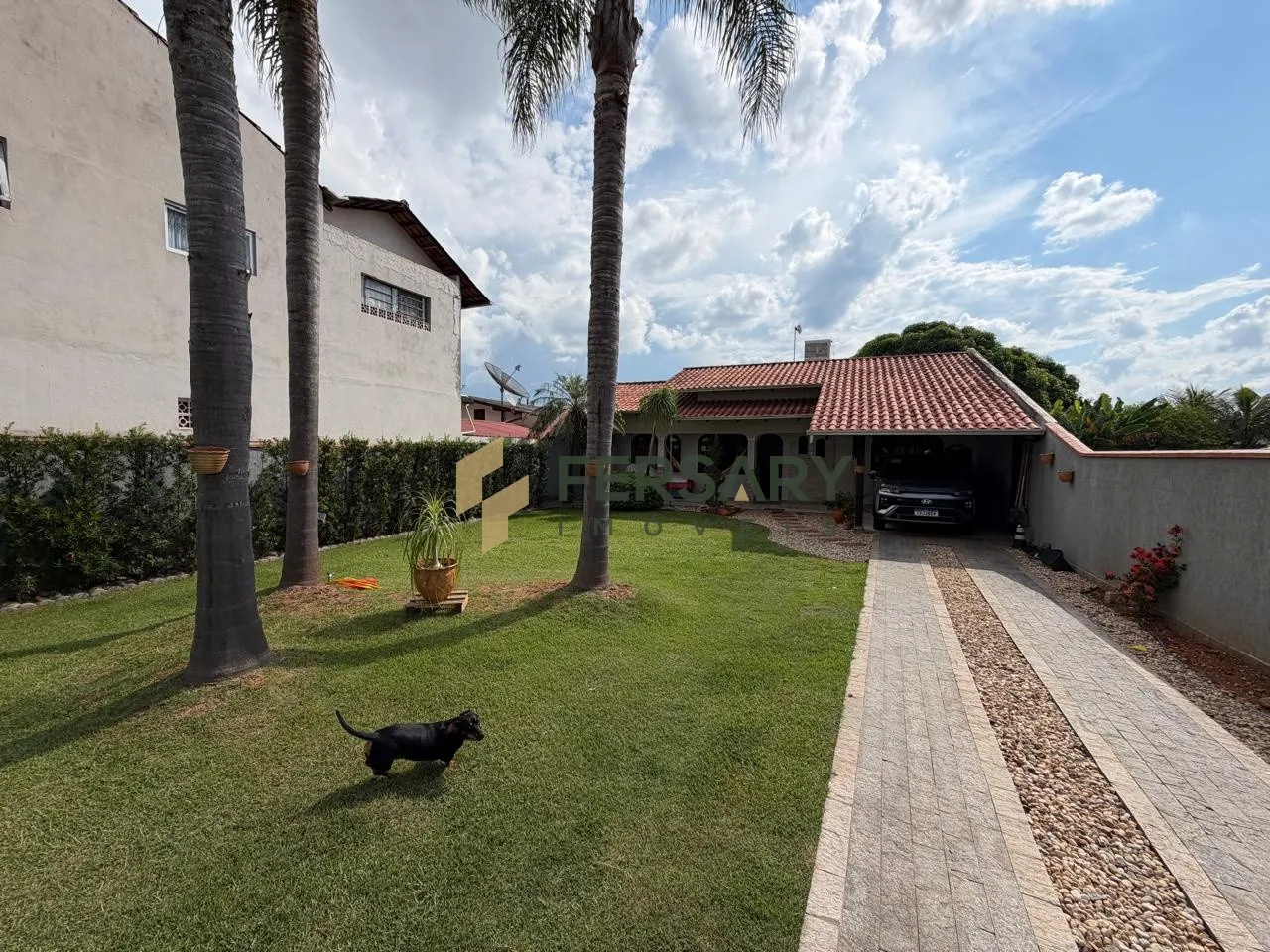 Linda Casa com 03 Quartos no Centro do Bairro Carijós. — foto 5