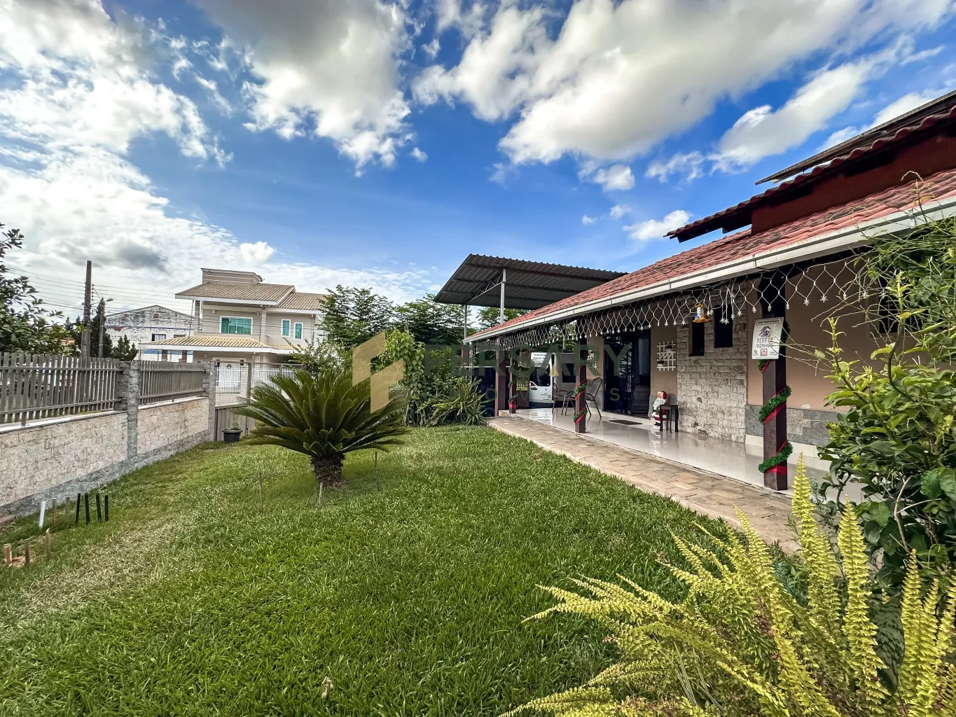 Casa de esquina no Bairro Carijós, Indaial/SC - foto 1