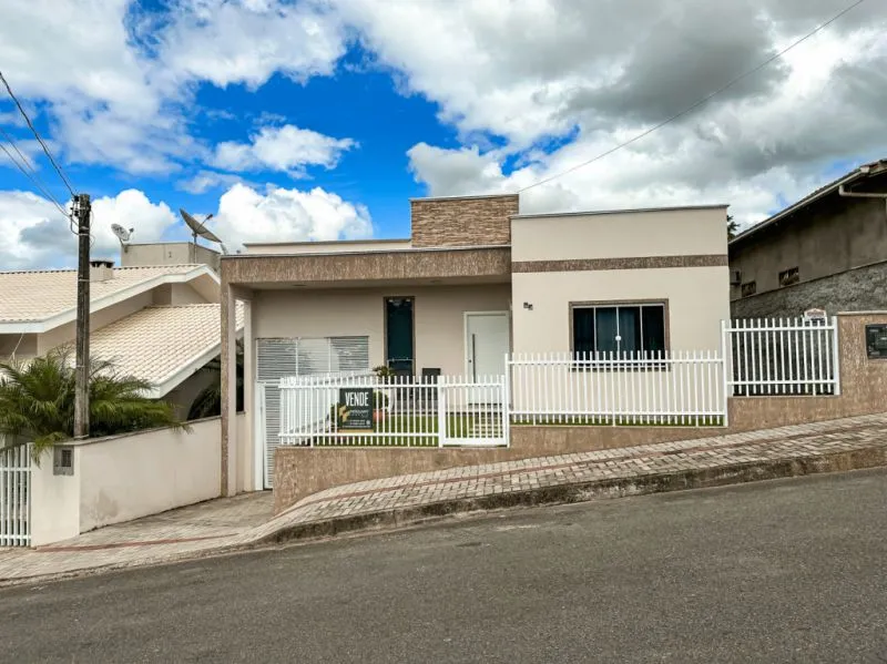 Casa moderna em excelente localização — foto 2