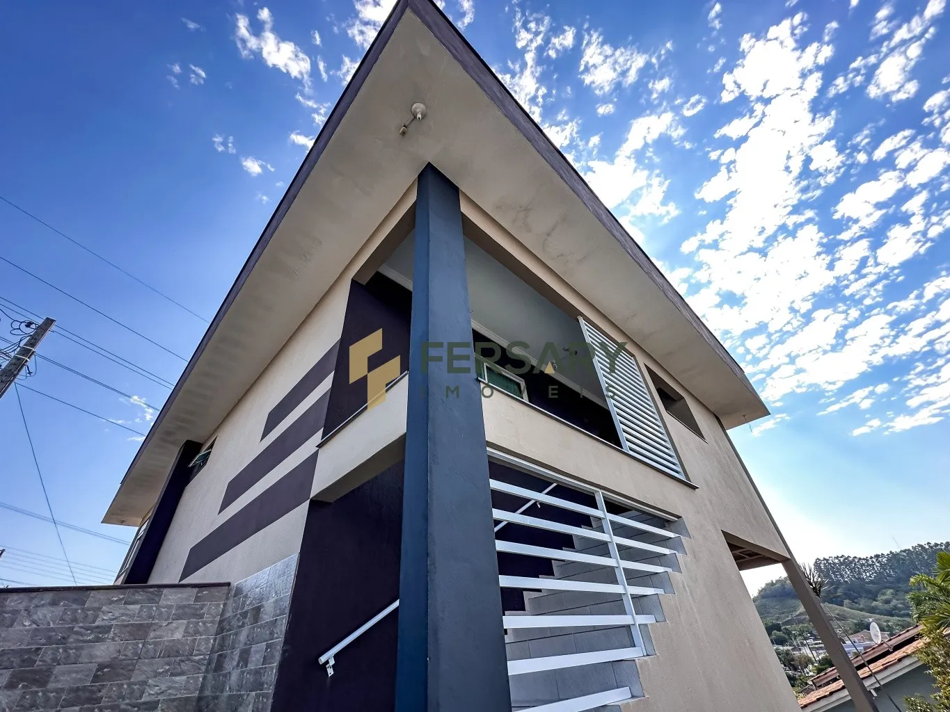 Casa à venda com 7 quartos e 1 suíte, 4 vagas, 250m² no Tapajós, Indaial — foto 2