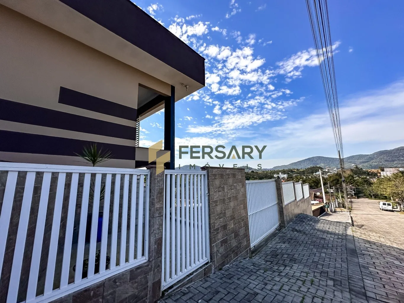 Casa à venda com 7 quartos e 1 suíte, 4 vagas, 250m² no Tapajós, Indaial — foto 3