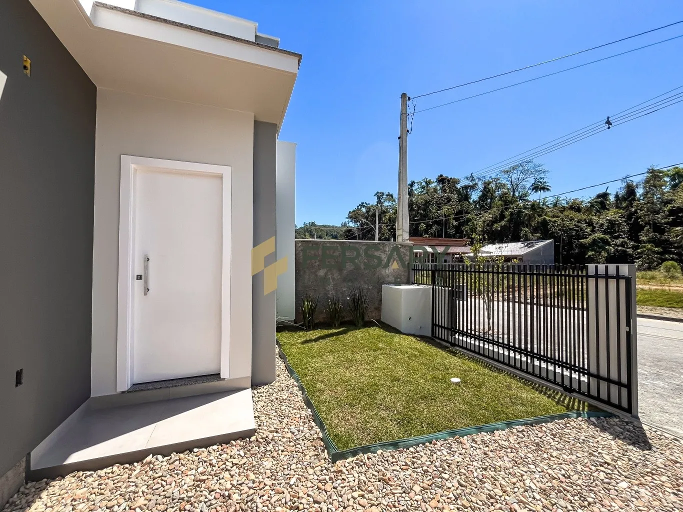 Casa em Timbó com 2 Dormitórios sendo 1 Suíte — foto 3