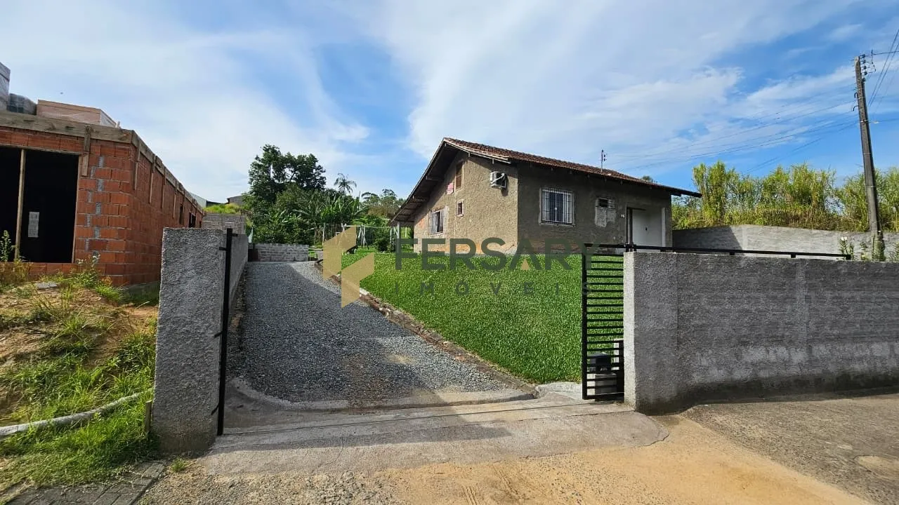 Casa em amplo terreno no bairro estrada das areias, Indaial — foto 2
