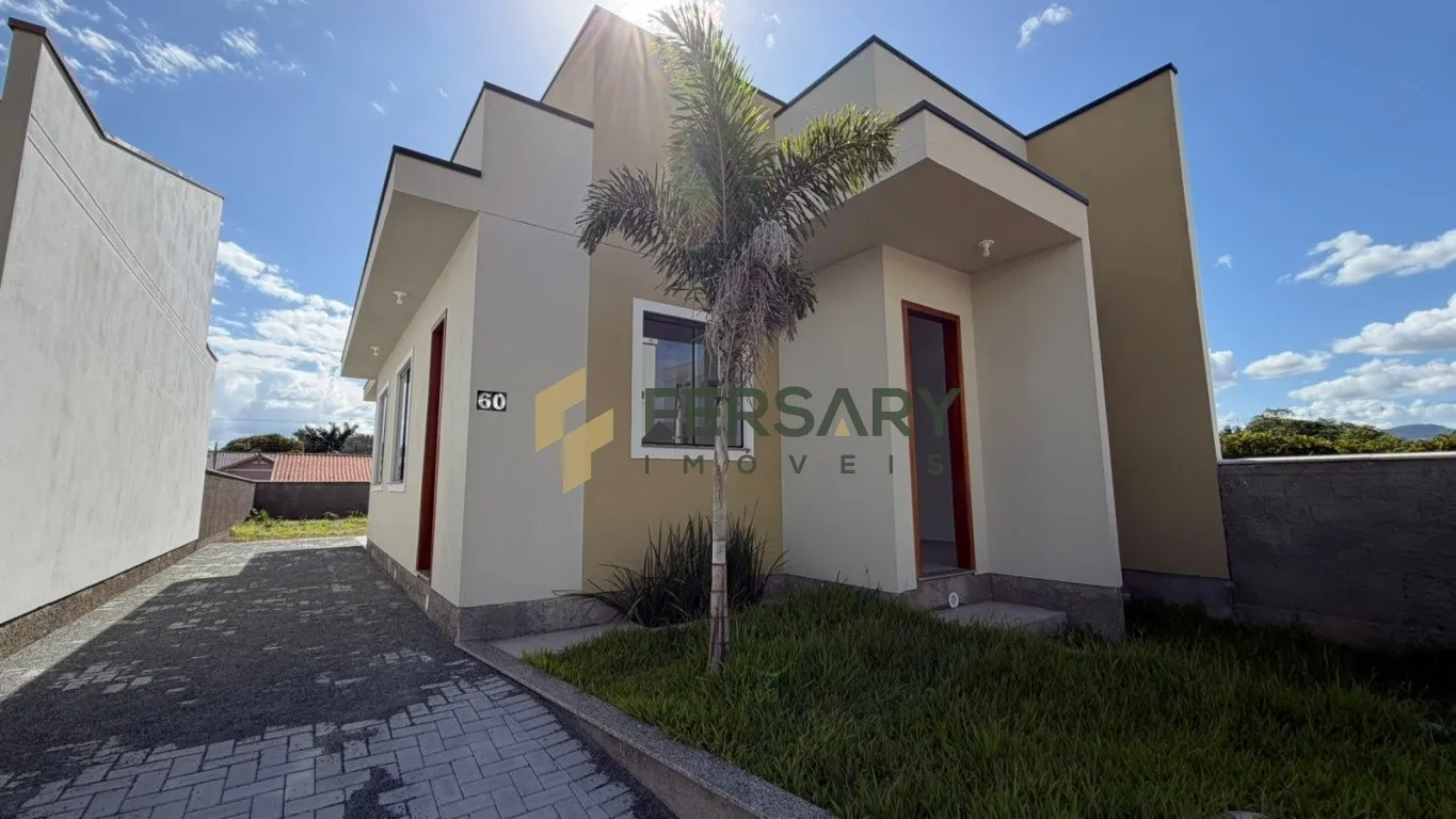 Linda Casa Moderna com 3 quartos - foto 1
