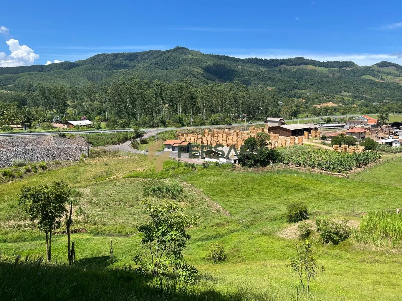 Sítio na cidade de Rodeio com frente para a BR 470! — foto 6