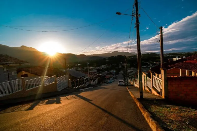 Amplo terreno medindo 717,60m, localizado no Bairro Ribeirão das Pedras, Indaial, SC — foto 4