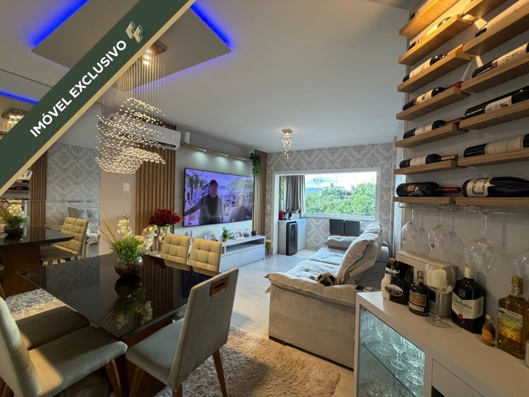 Apartamento à venda com 2 quartos e 1 suíte, 1 vaga, 74m² no Carijós, Indaial