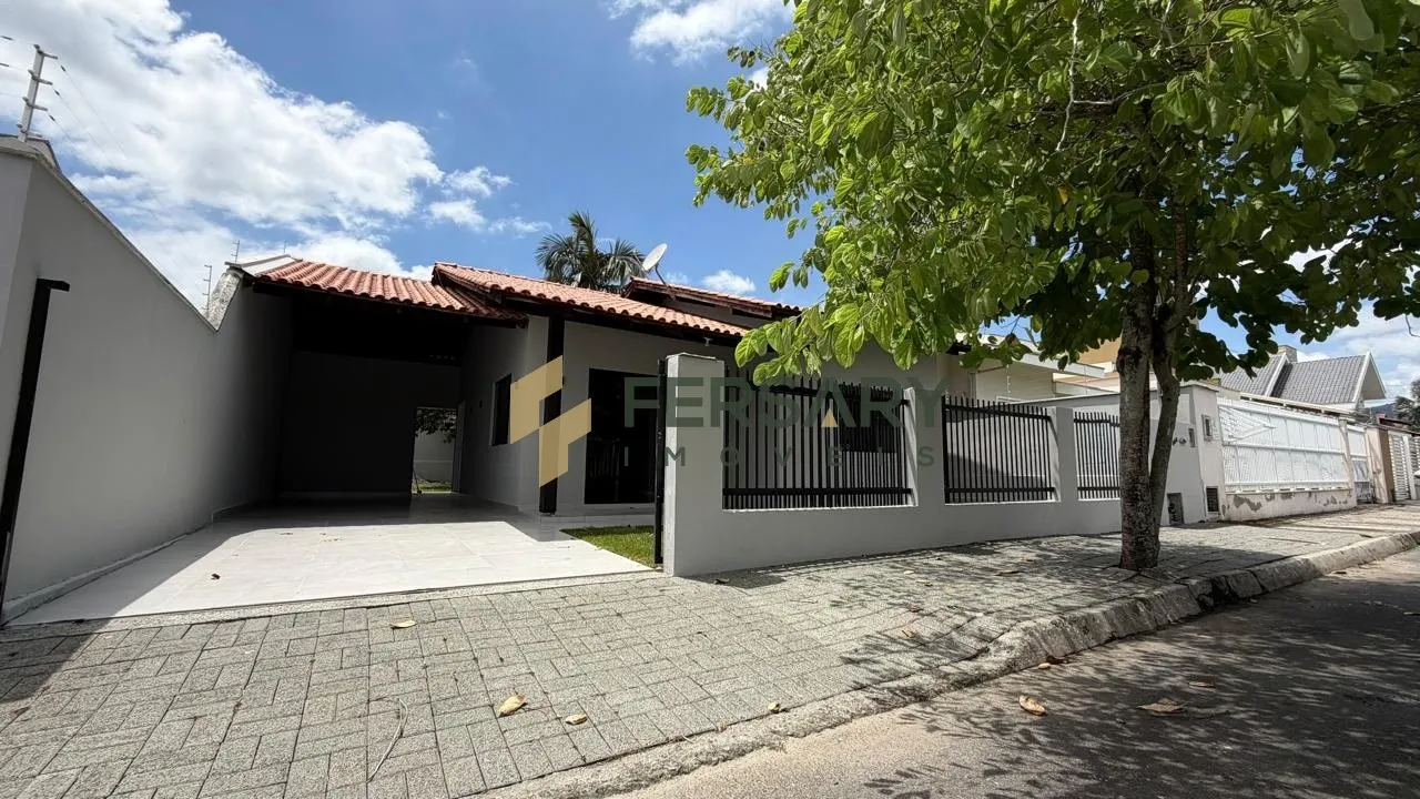 CASA EM TERRENO DE 360M TODA REFORMADA NO BAIRRO TAPAJOS,INDAIAL/SC - foto 1