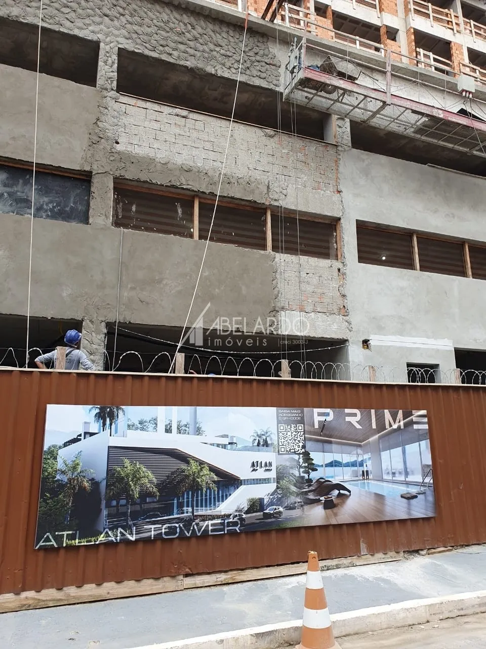 APARTAMENTO COM 3 SUITES, DUAS VAGAS NA GARAGEM - LITORAL ITAPEMA — foto 3