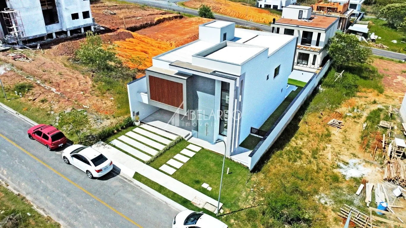 CASA MODERNA DE ALTO PADRÃO, LOCALIZADA EM CONDOMÍNIO FECHADO EM ESTILO AMERICANO - BAIRRO PONTA AGUDA, EM BLUMENAU — foto 6