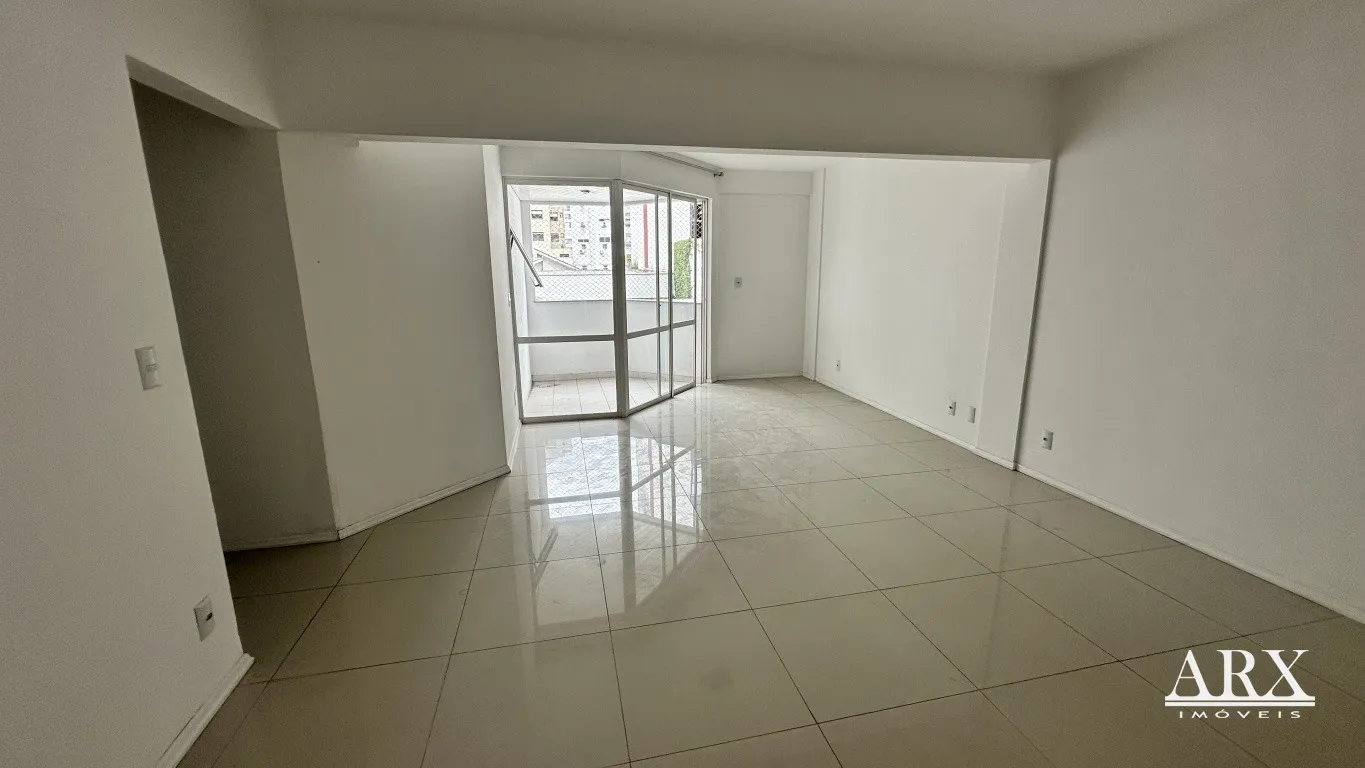 Apartamento em região nobre no Jardim Blumenau! — foto 2