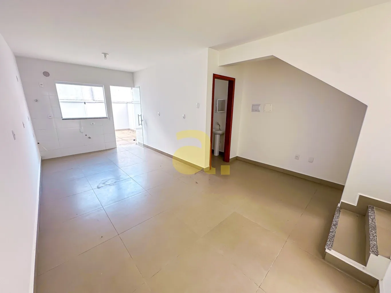 OTIMO SOBRADO, 2 QUARTOS, NA ESCOLA AGRÍCOLA , EM BLUMENAU, À VENDA — foto 3