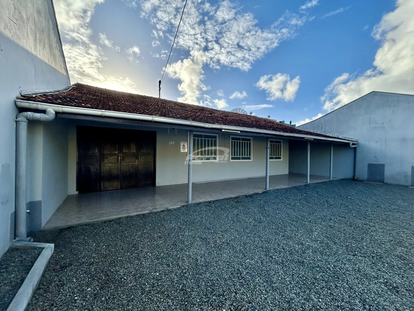 Casa disponível para locação no bairro Centro - Penha/ SC. (Cód. 23173) - foto 1