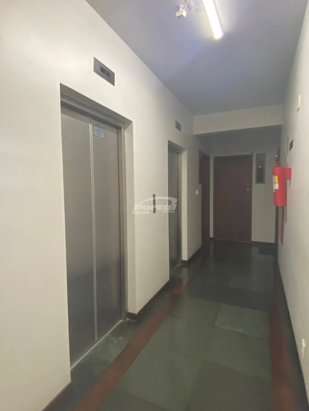Sala comercial disponível para locação no Centro de Blumenau. — foto 7