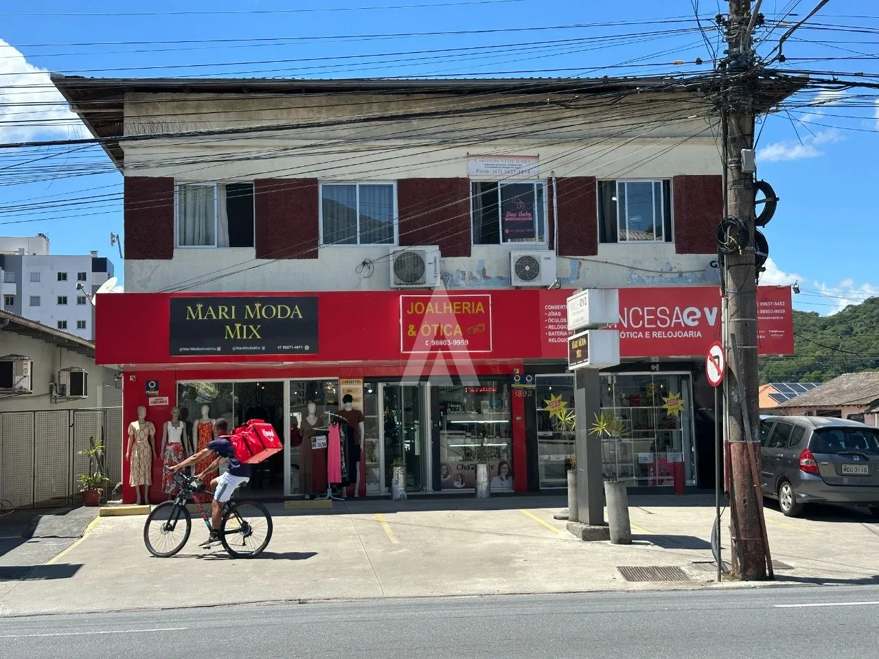 Prédio comercial com 733,65m² à venda no bairro Iririú em Joinville-SC por R$4000000. - foto 1