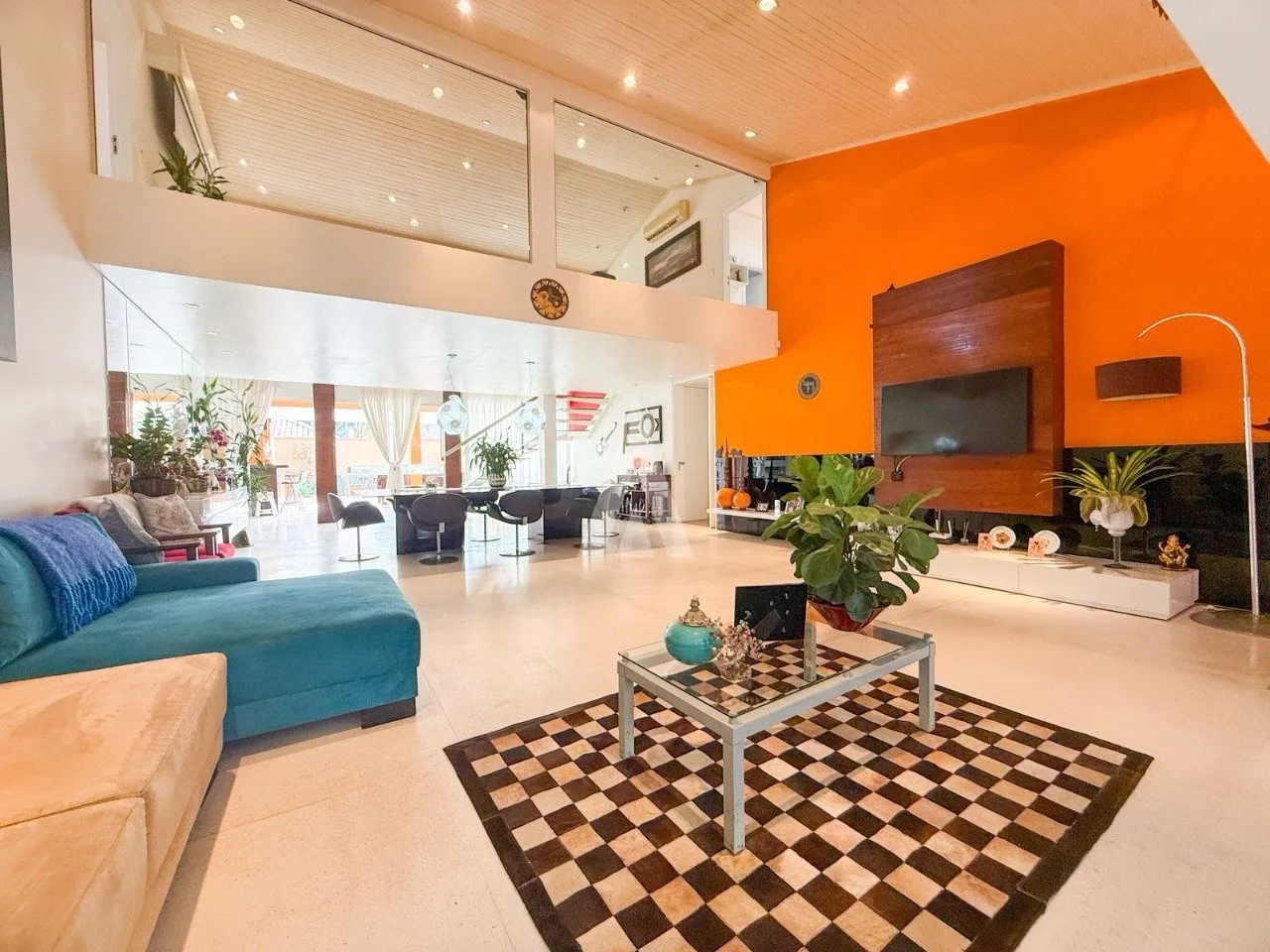 Casa com 1 suíte e 3 quartos à venda no bairro Glória em Joinville-SC por R$2.600.000,00. - foto 1