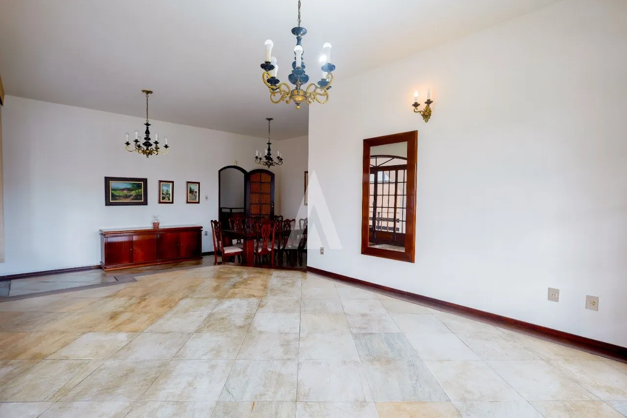 Casa com 1 suíte e 3 quartos à venda no bairro Saguaçu em Joinville-SC por R$1.500.000,00. — foto 3