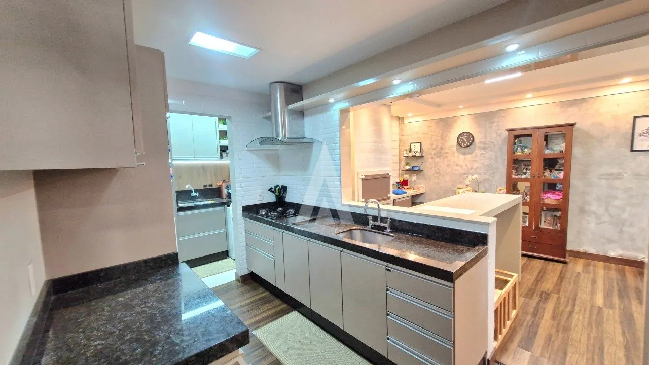 Casa em condomínio com 1 suíte e 2 quartos à venda no bairro Glória em Joinville-SC por R$940.000,00. — foto 6