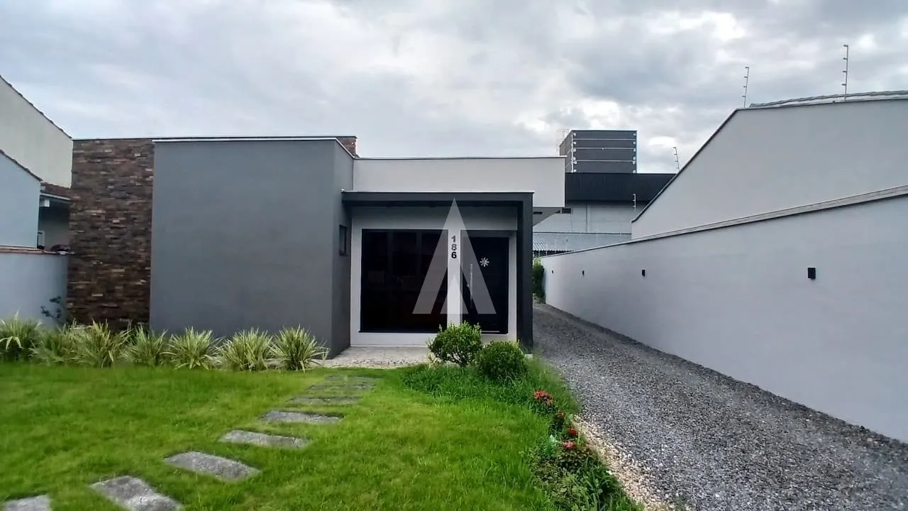 Casa com 1 suíte e 2 quartos à venda no bairro Vila Nova em Joinville-SC por R$1.100.000,00. - foto 1