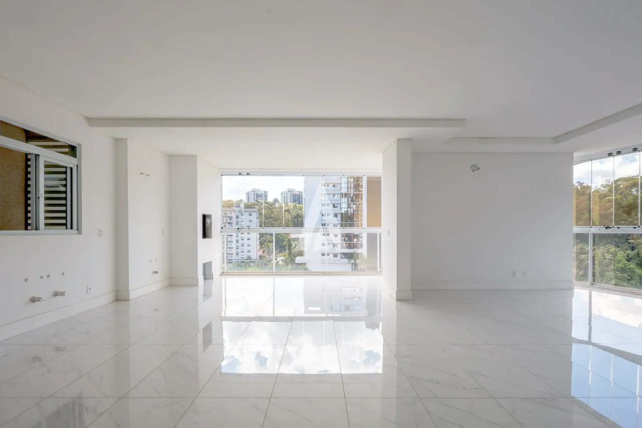 Apartamento com 3 suítes à venda no bairro Atiradores em Joinville-SC por R$1.830.000,00. — foto 4