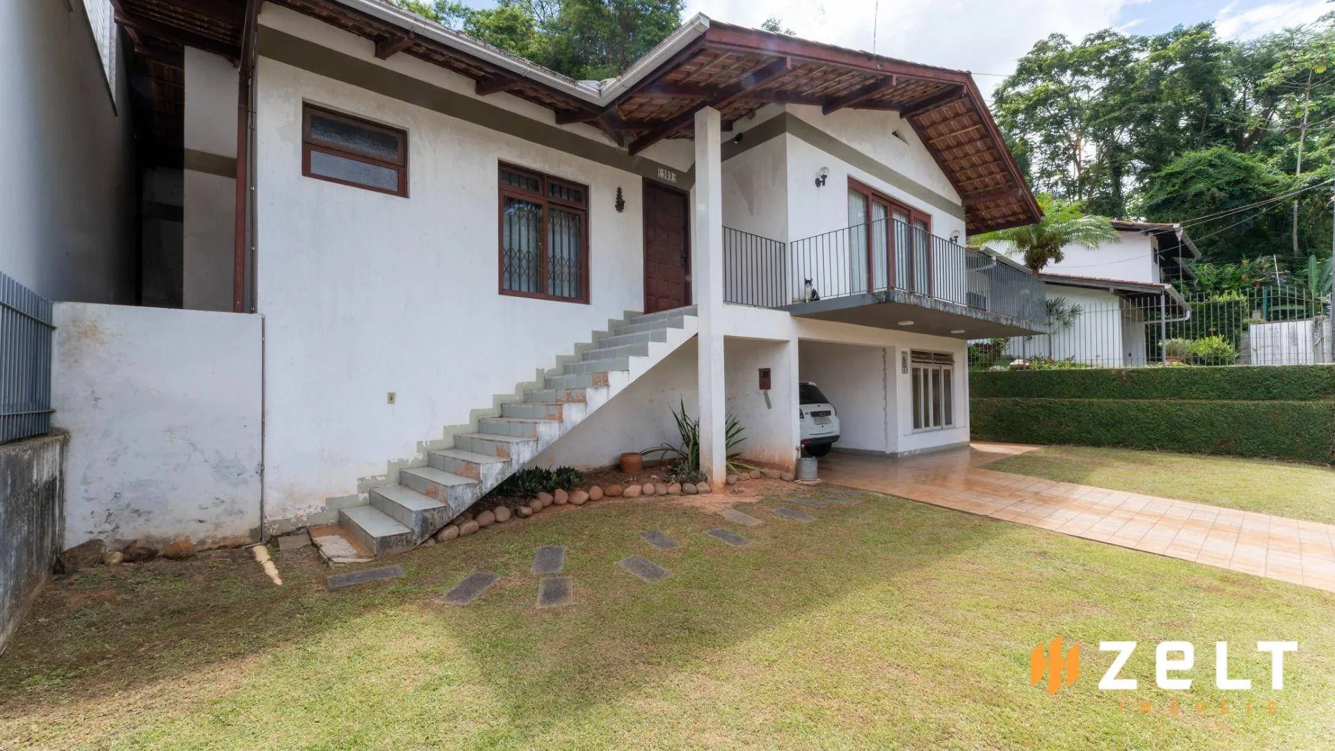 Casa com 3 dormitórios à venda, 222 m por R$ 850.000,00 - Vila Nova - Blumenau/SC — foto 3