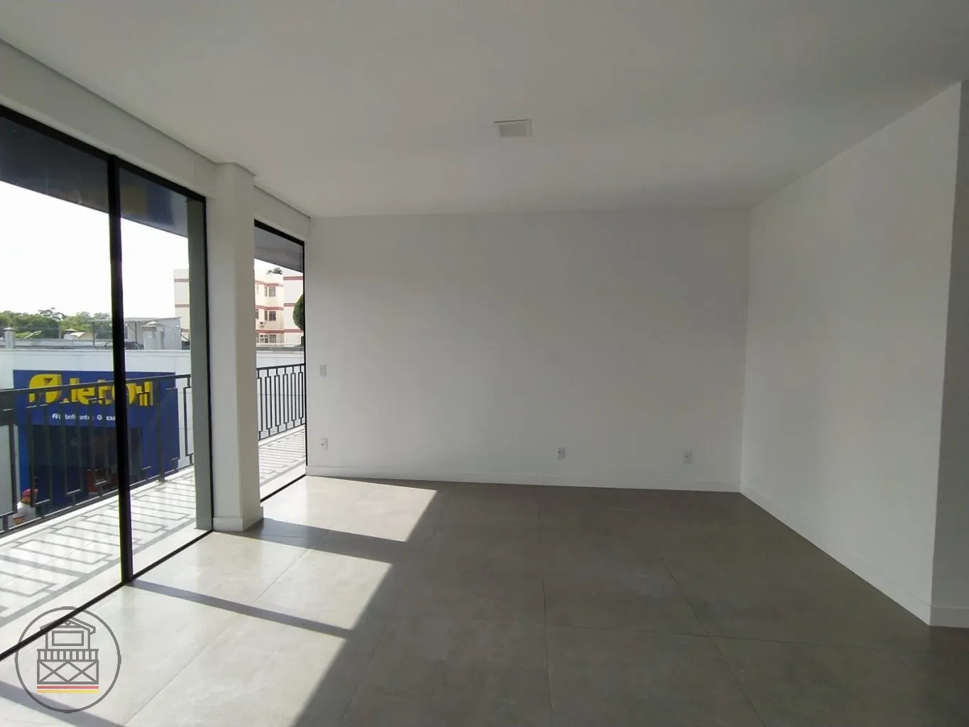 Excelente Sala Comercial no Bairro Velha - Pronta para o seu Negócio! — foto 4