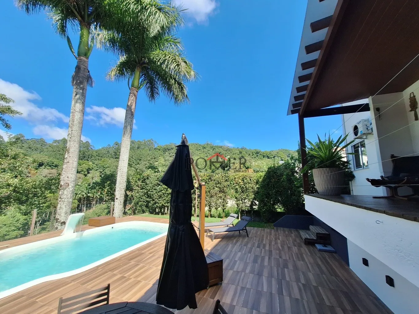 Casa com 3 Suites semi mobiliada no Bairro Ribeirão Areia em Pomerode com 197,70m de área construída num terreno de 472,72m. — foto 4