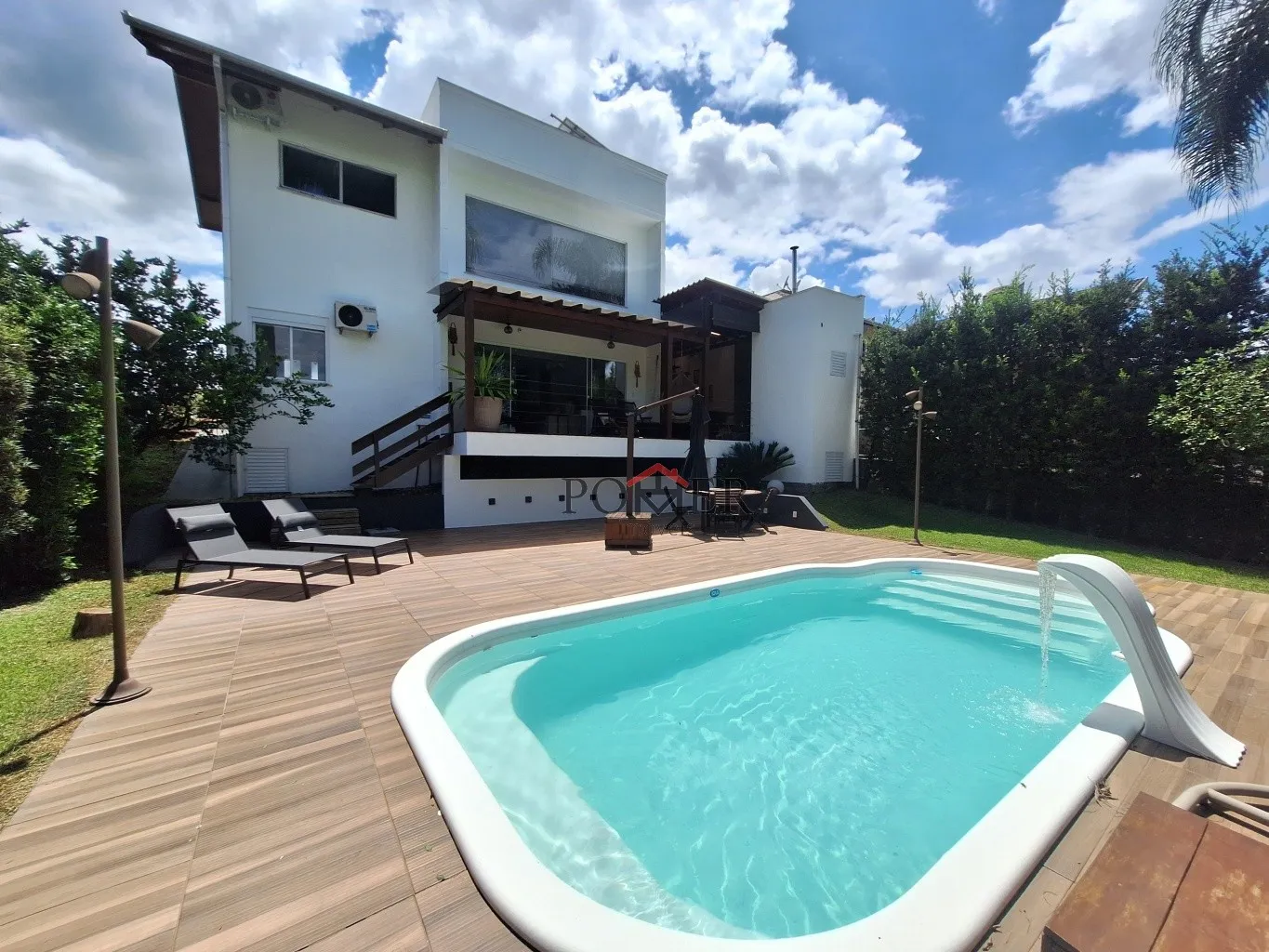 Casa com 3 Suites semi mobiliada no Bairro Ribeirão Areia em Pomerode com 197,70m de área construída num terreno de 472,72m. — foto 6