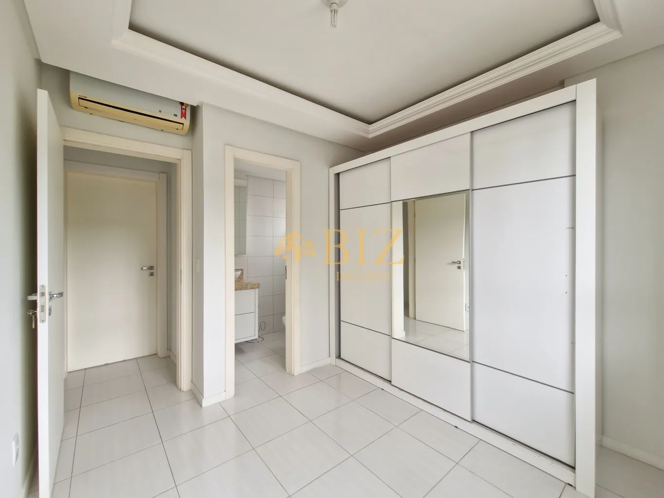 Apartamento 3 quartos, sendo 1 suíte, sacada integrada e 2 vagas de garagem em condomínio completo na Água Verde — foto 7