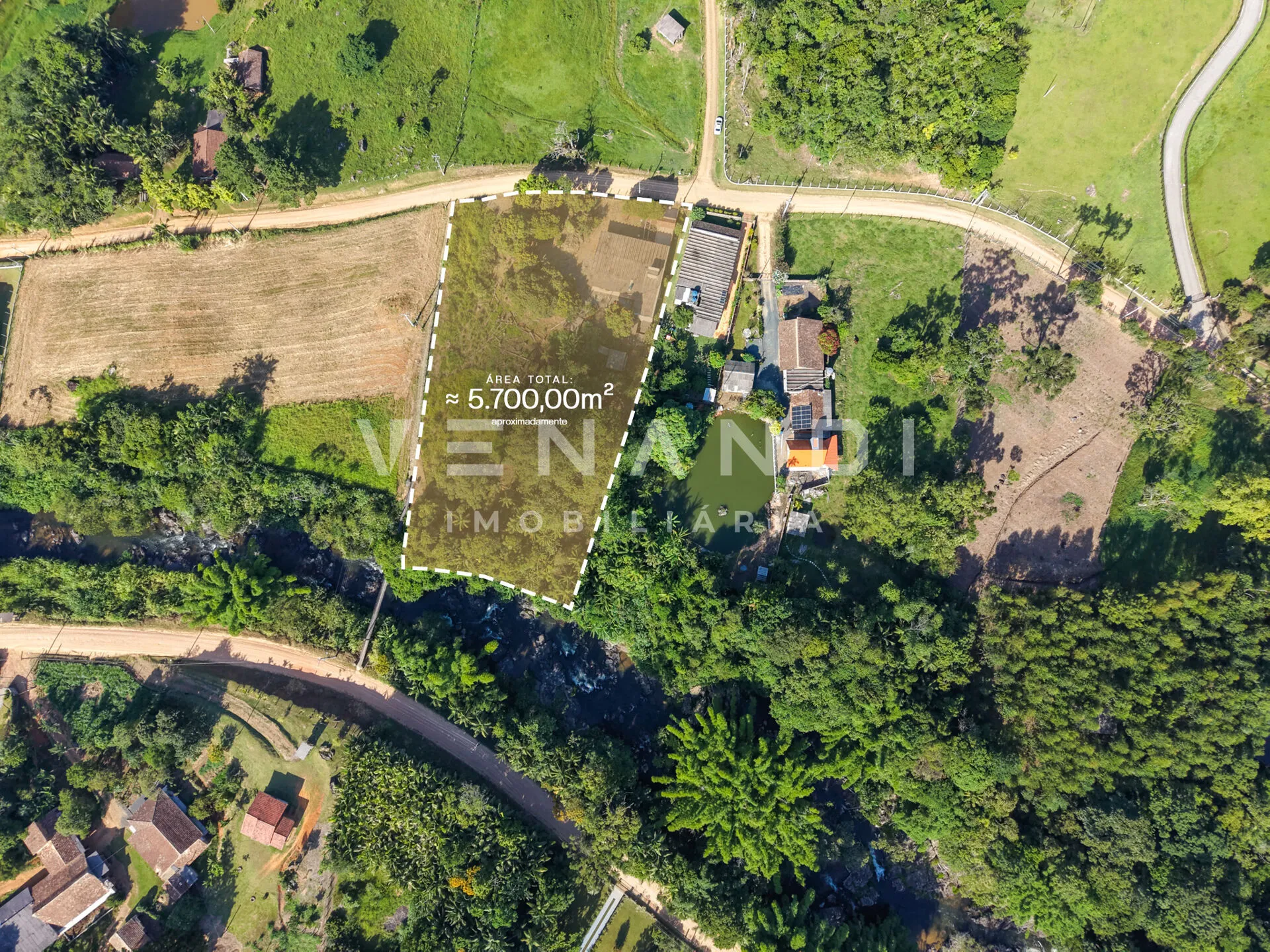 TERRENO RURAL | Sítio às margens do Ribeirão Encano - foto 1