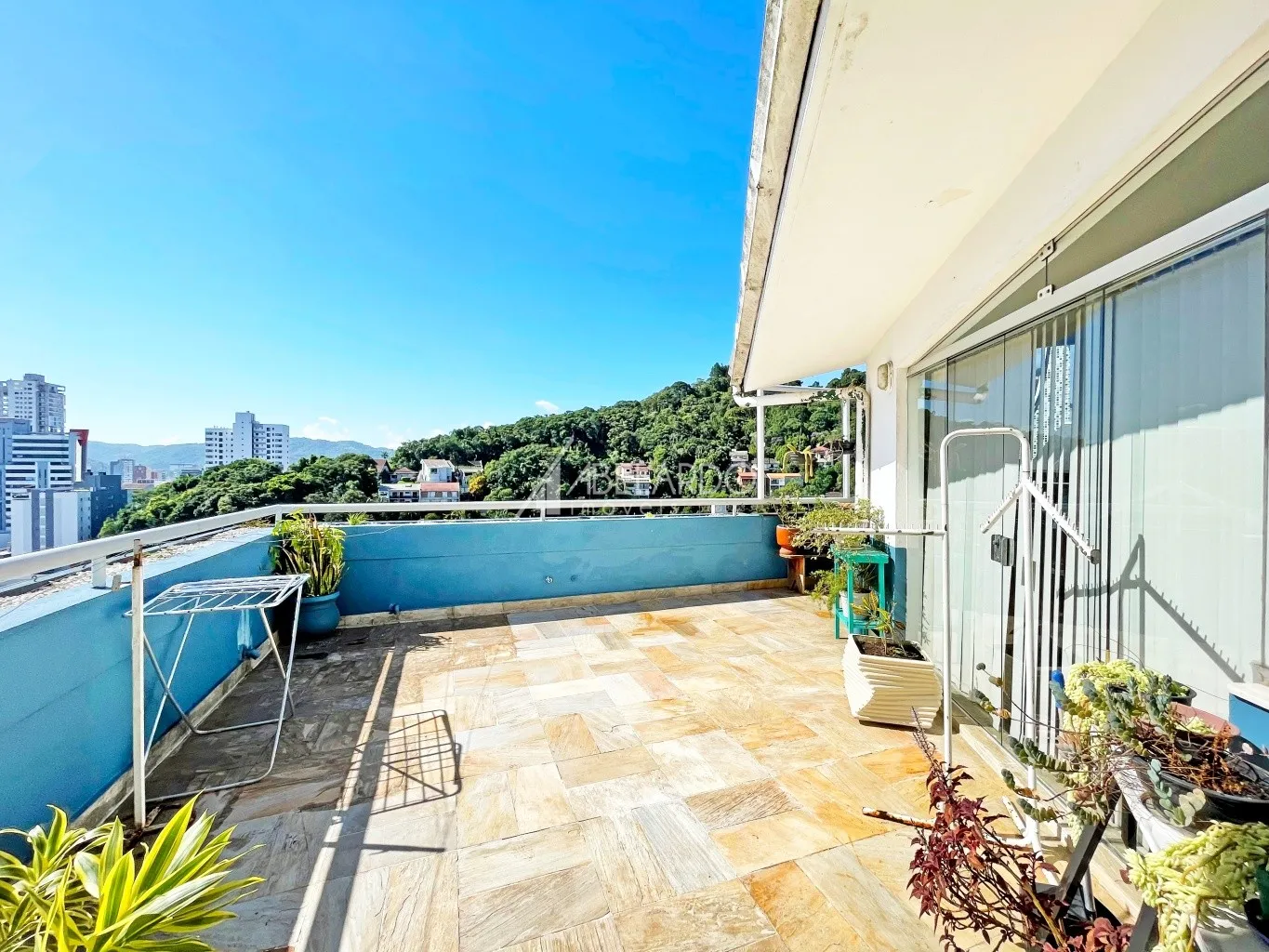 Cobertura no Edifício Residencial Grand Chalet, localizado no Centro de Blumenau. — foto 3