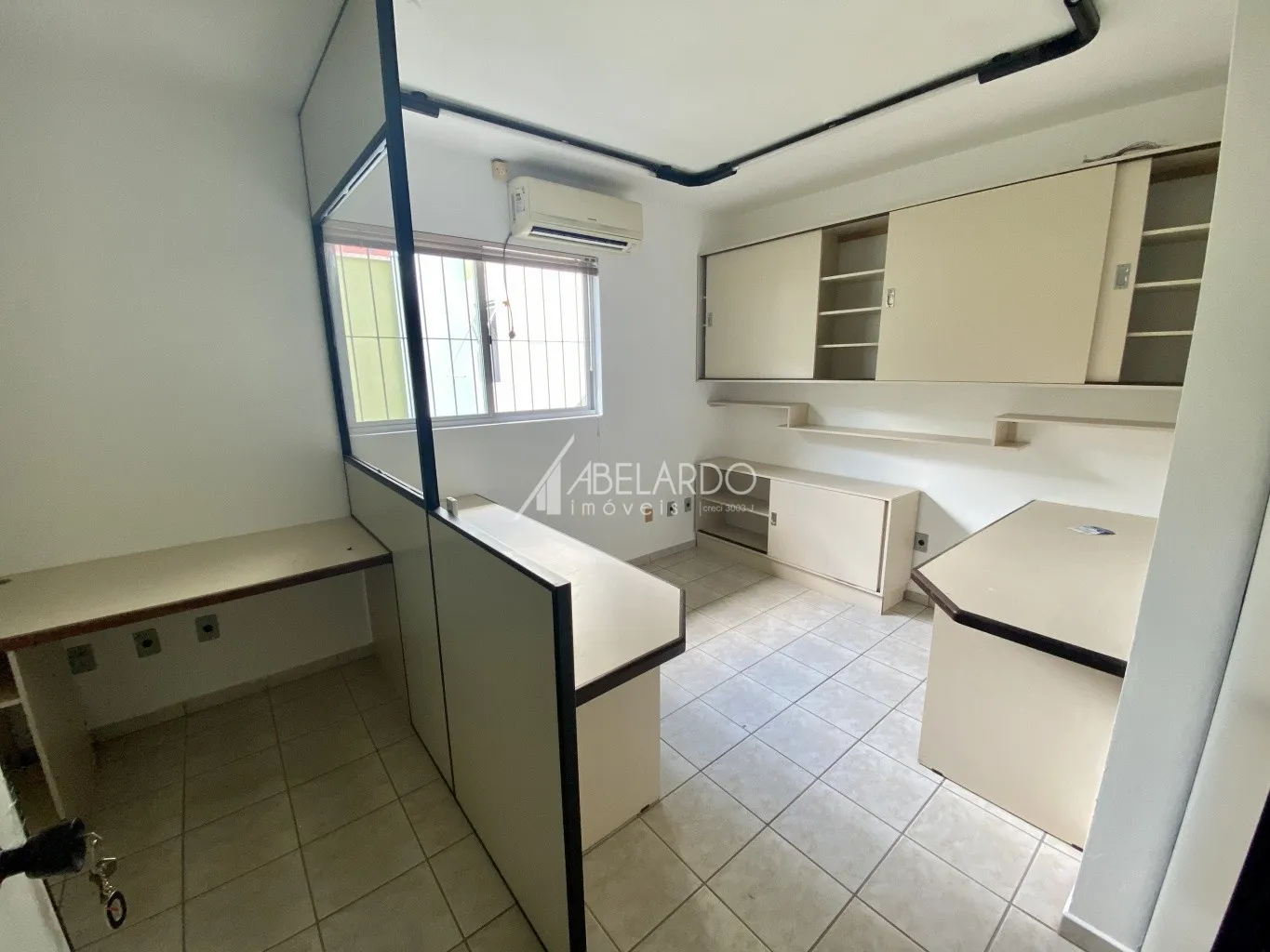 SALA COMERCIAL COM APROXIMADAMENTE 230 m NO BAIRRO VILA NOVA, EM BLUMENAU — foto 2