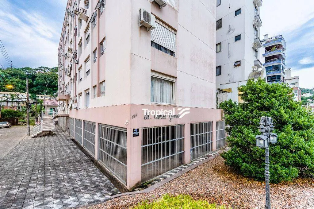 Apartamento com 1 dormitório para alugar, 35 m por R$ 1.200/mês - Ponta Aguda - Blumenau/SC - foto 1