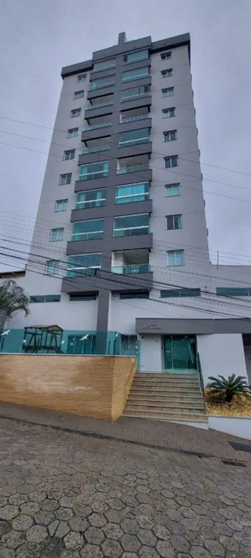 Apartamento em andar alto - Bairro Água Verde — foto 2