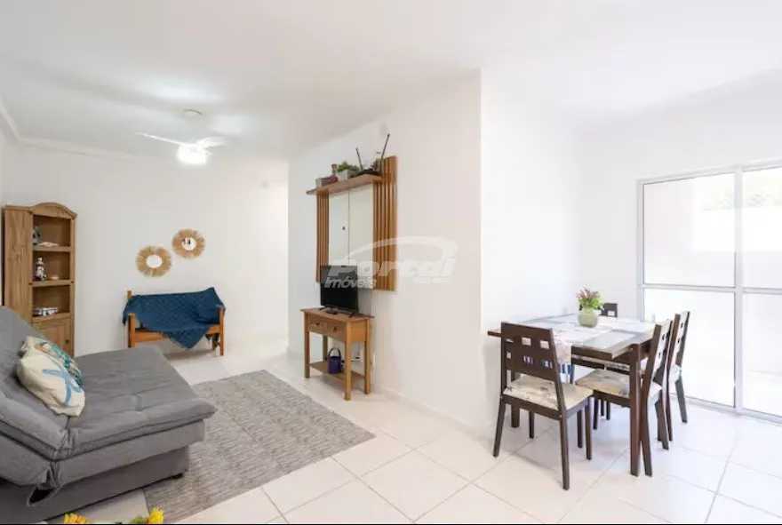 Belíssimo Apartamento em Home Club no Centro de Balneário Piçarras. — foto 3