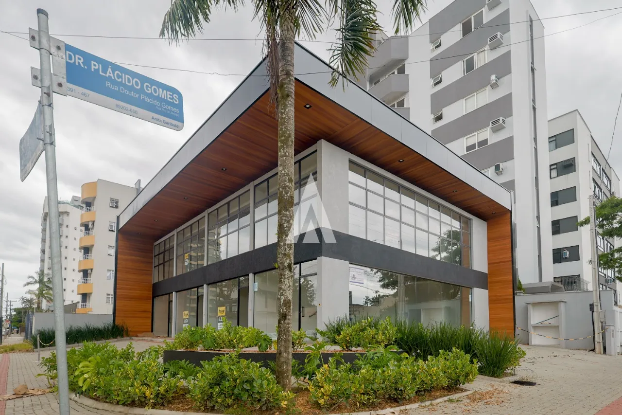 Loja comercial com 84,02m à venda no bairro Anita Garibaldi em Joinville-SC por R$680.000. - foto 1