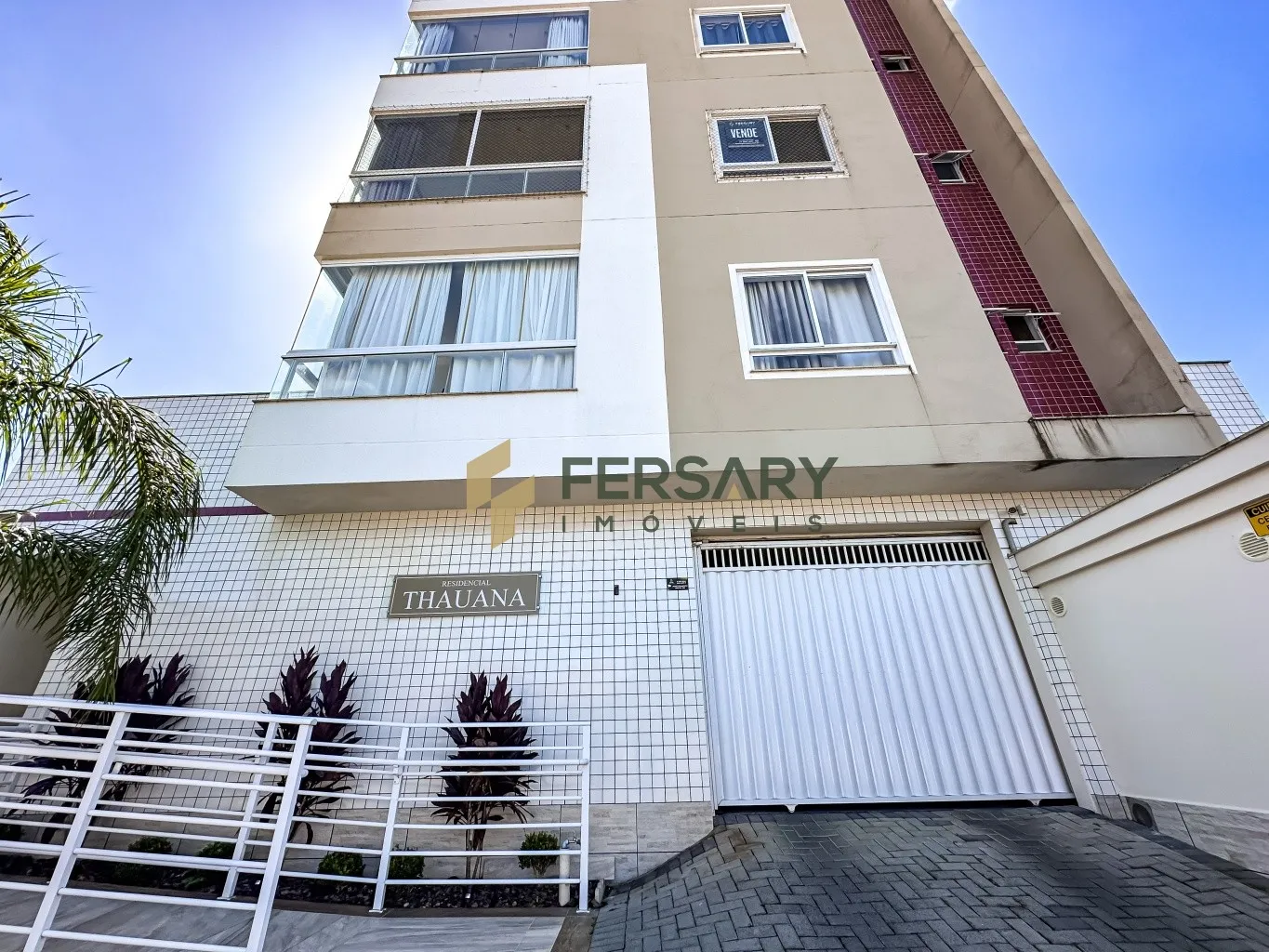 Apartamento semimobiliado no bairro Carijós — foto 3