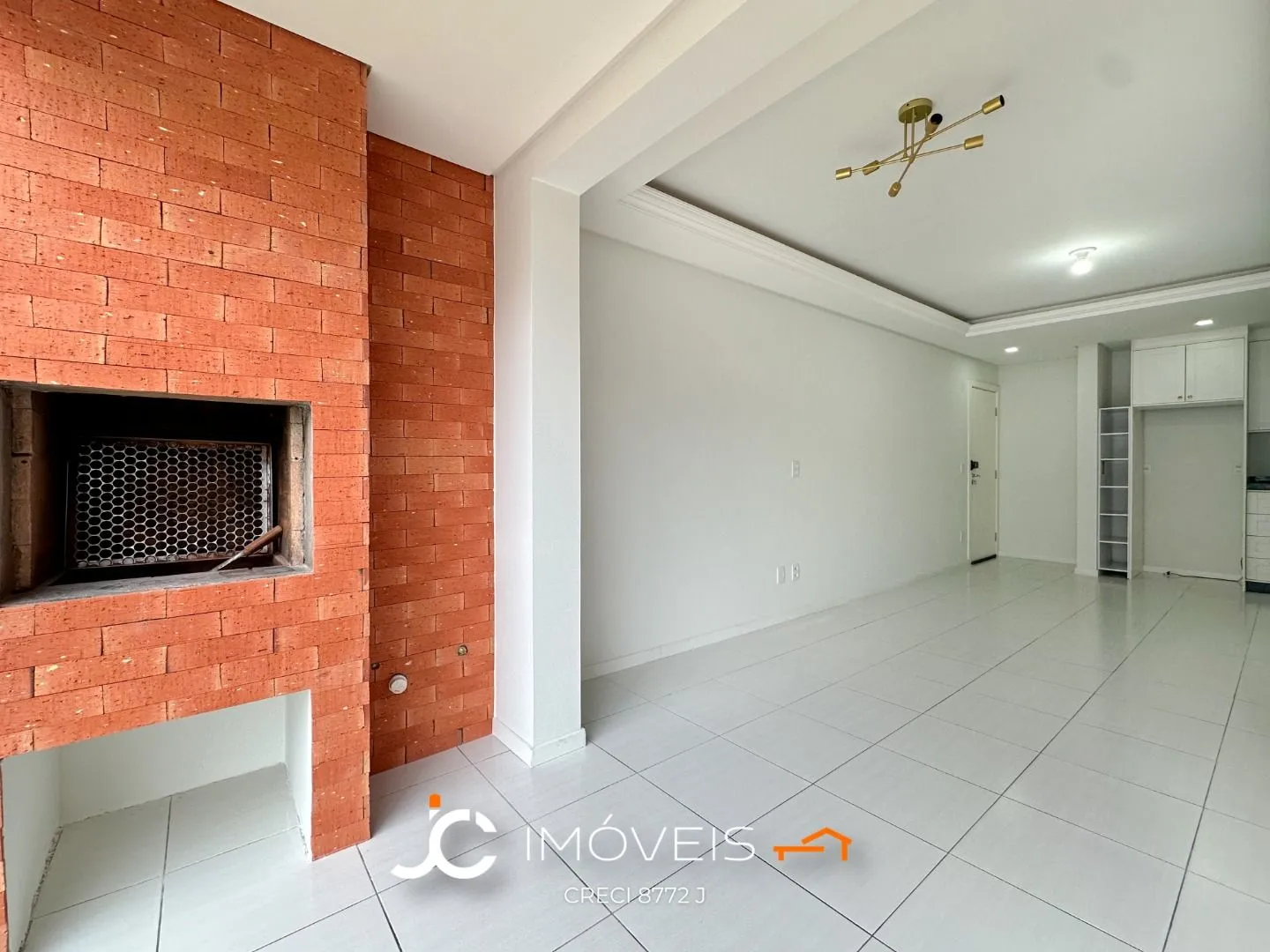 Apartamento com 3 dormitórios sendo 1 suíte à venda, 72 m por R$ 550.000 - Água Verde - Blumenau/SC - foto 1