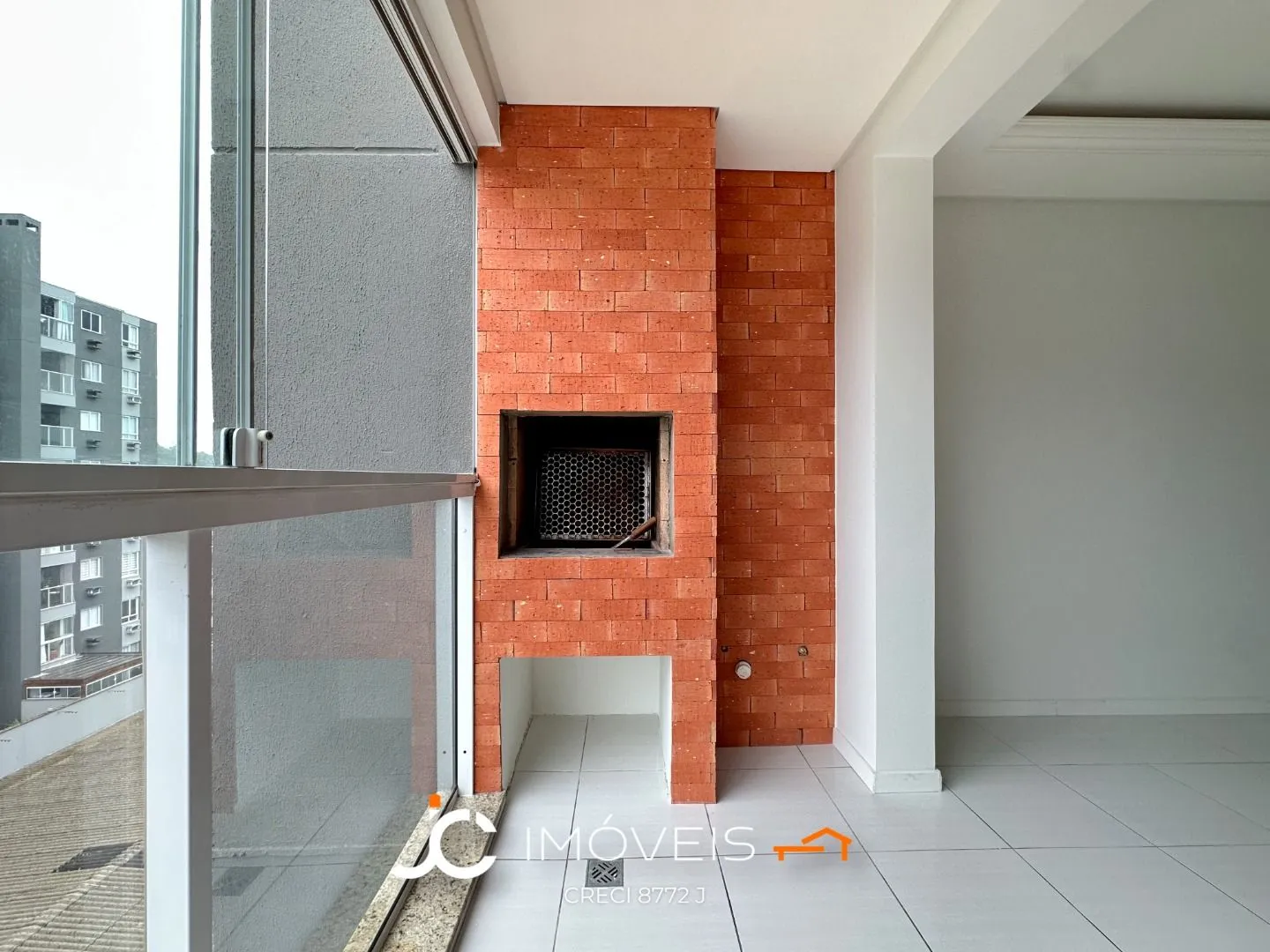 Apartamento com 3 dormitórios sendo 1 suíte à venda, 72 m por R$ 550.000 - Água Verde - Blumenau/SC — foto 4
