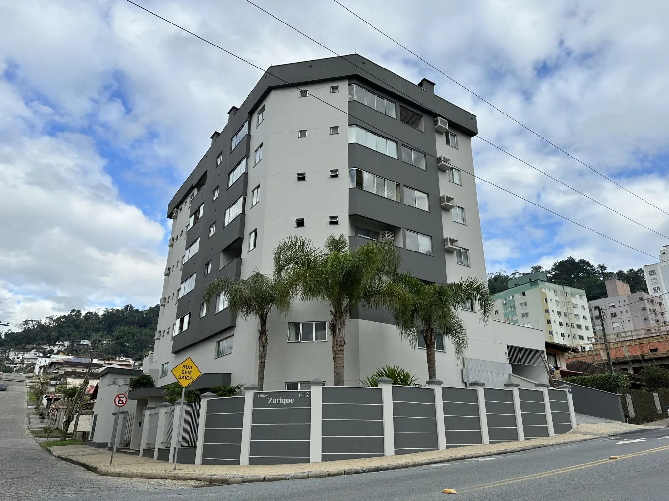 Apto 3 Dormitórios Mobiliado (1 Suíte) | 80 m | 2 Vagas - foto 1