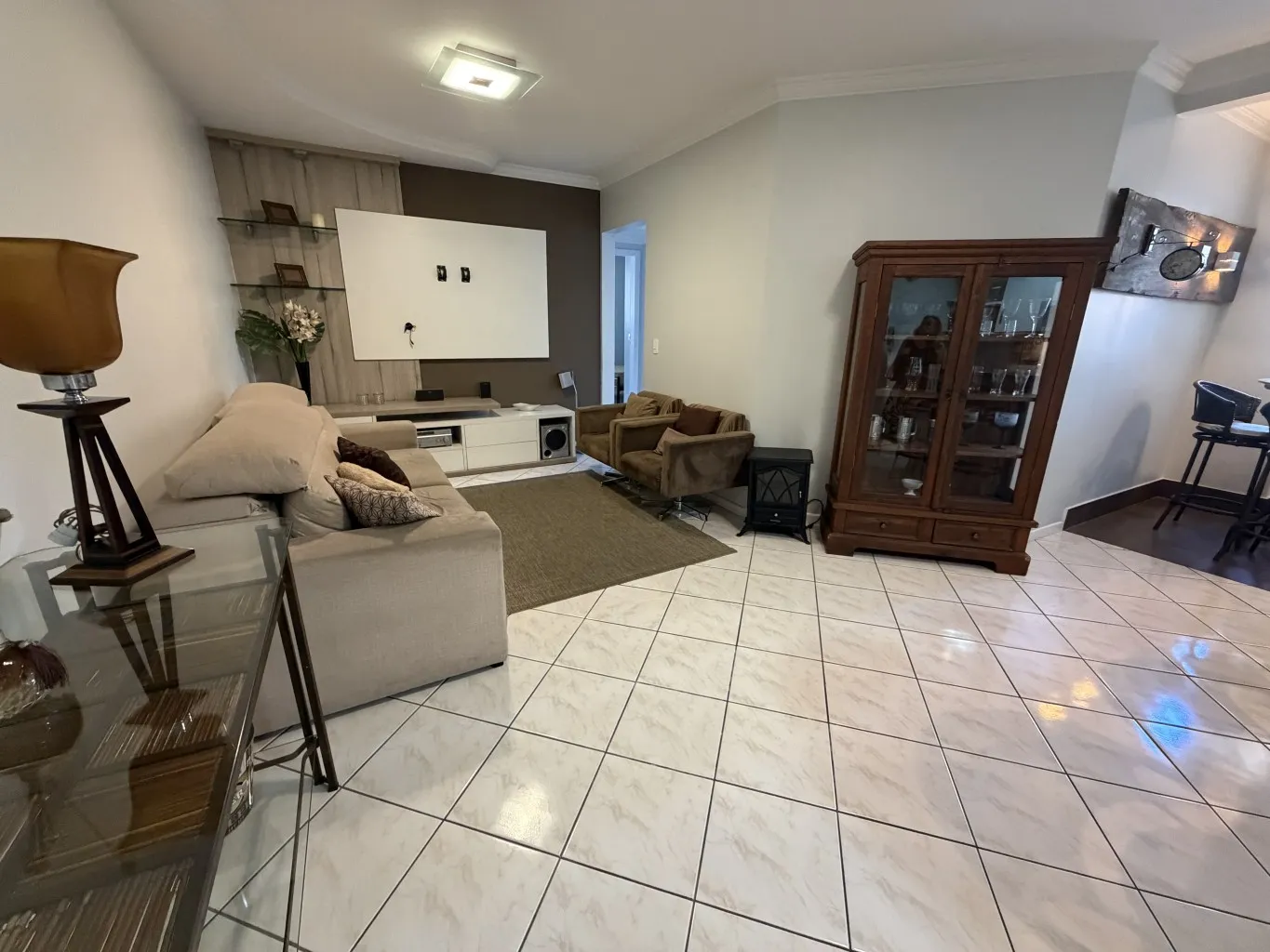 Apto 3 Dormitórios Mobiliado (1 Suíte) | 80 m | 2 Vagas — foto 3