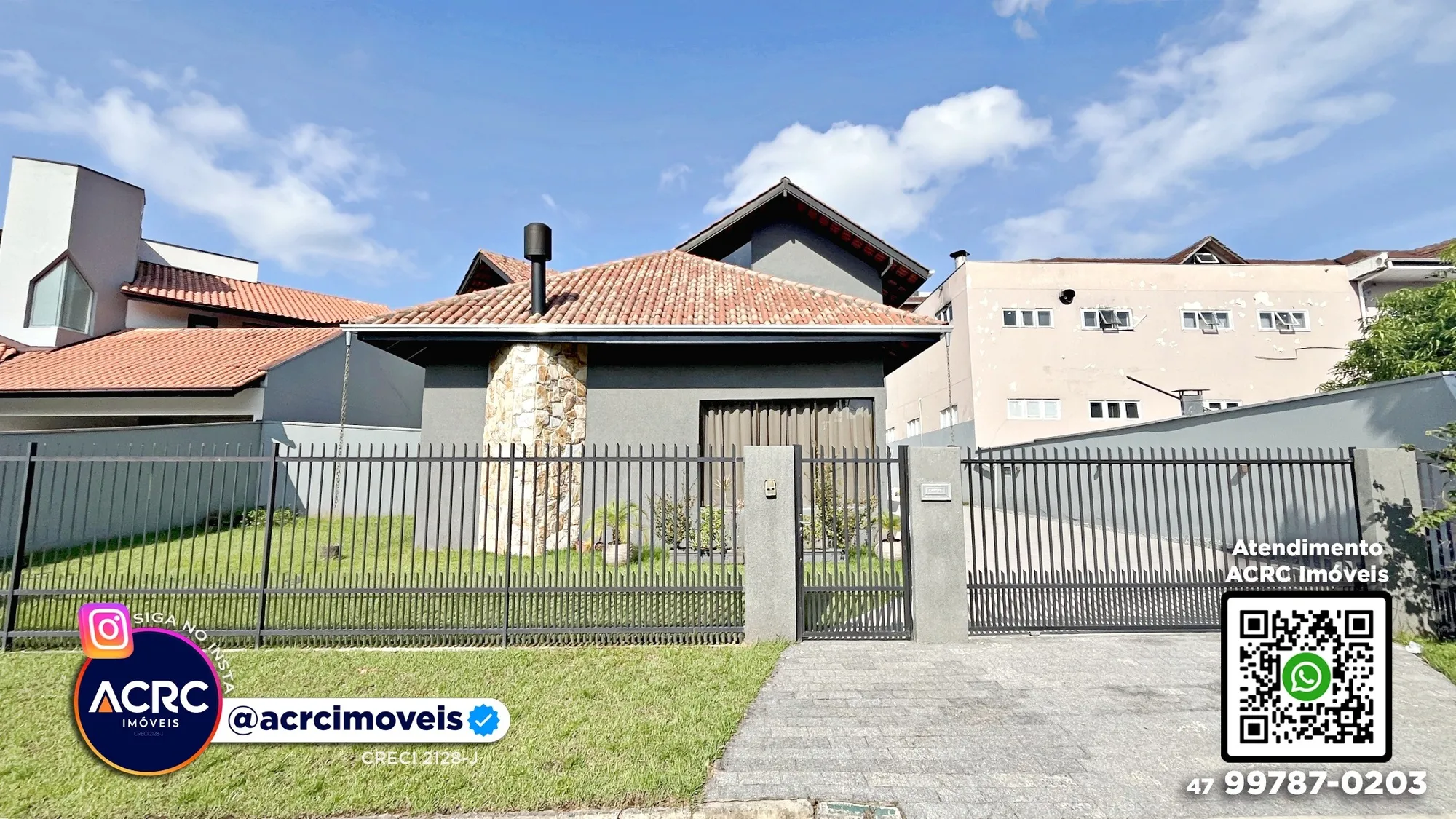 Casa · para alugar · 4 quartos · 450m² · Vorstadt, Blumenau